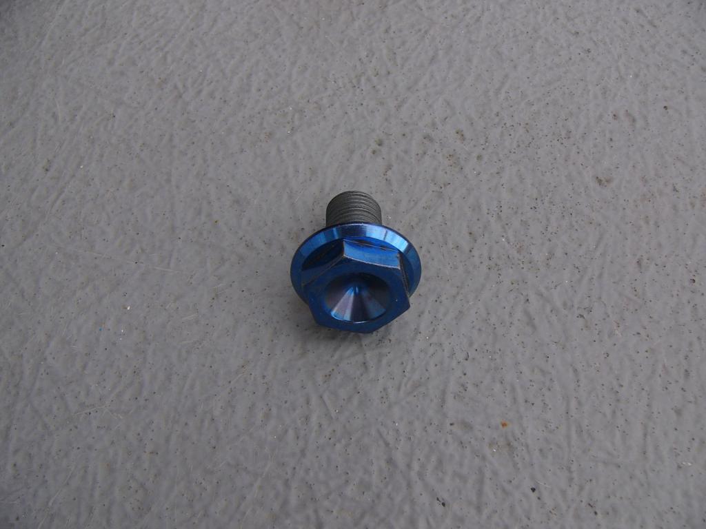 Name:  Pro-Boltaxlenutblue_zps0d164ec3.jpg
Views: 25
Size:  74.9 KB