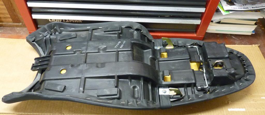 Name:  StreetTripleRampSuperHawkParts2013-11-21002_zps0285c22a.jpg
Views: 24
Size:  64.1 KB