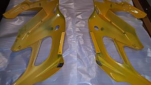 SOLD: Brand New Yellow Fairings Left and Right Fairing-resized_20171204_101612.jpeg