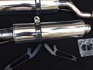 SOLD: Two Brothers high mount slip on exhaust mufflers-tbr10.jpg