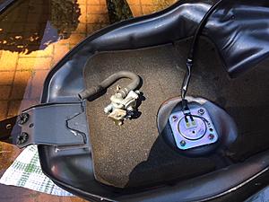 19 liter tank, mint 2005 factory titanium color-img_1069.jpg