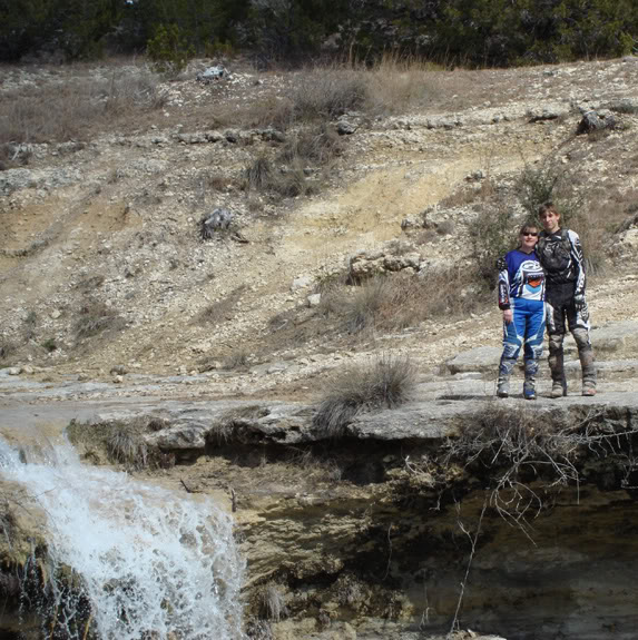 Name:  Cody_N_Kaye_waterfall.jpg
Views: 64
Size:  117.1 KB