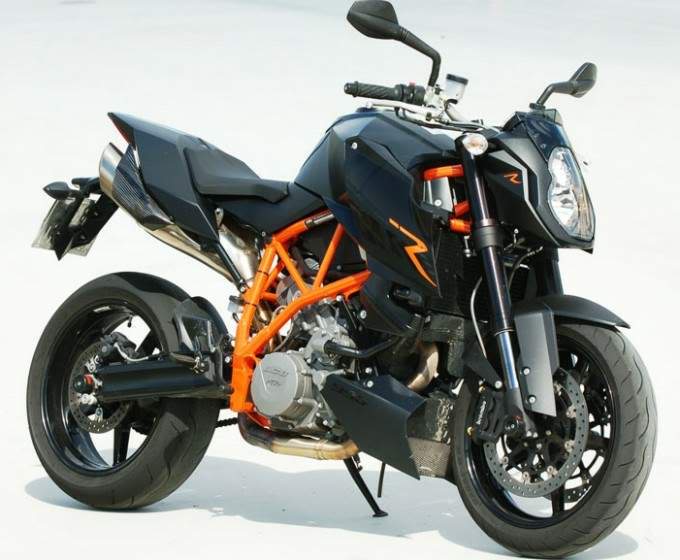 Name:  SuperdukeR.jpg
Views: 37
Size:  46.0 KB