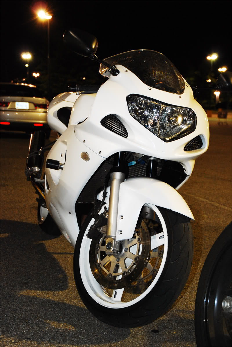 Name:  whitegsxr2.jpg
Views: 61
Size:  167.5 KB