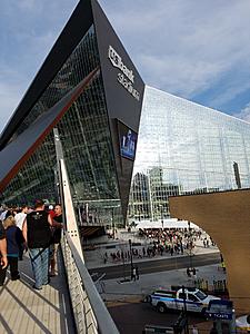 Guns N' Roses-20170730_190951-5-.jpg