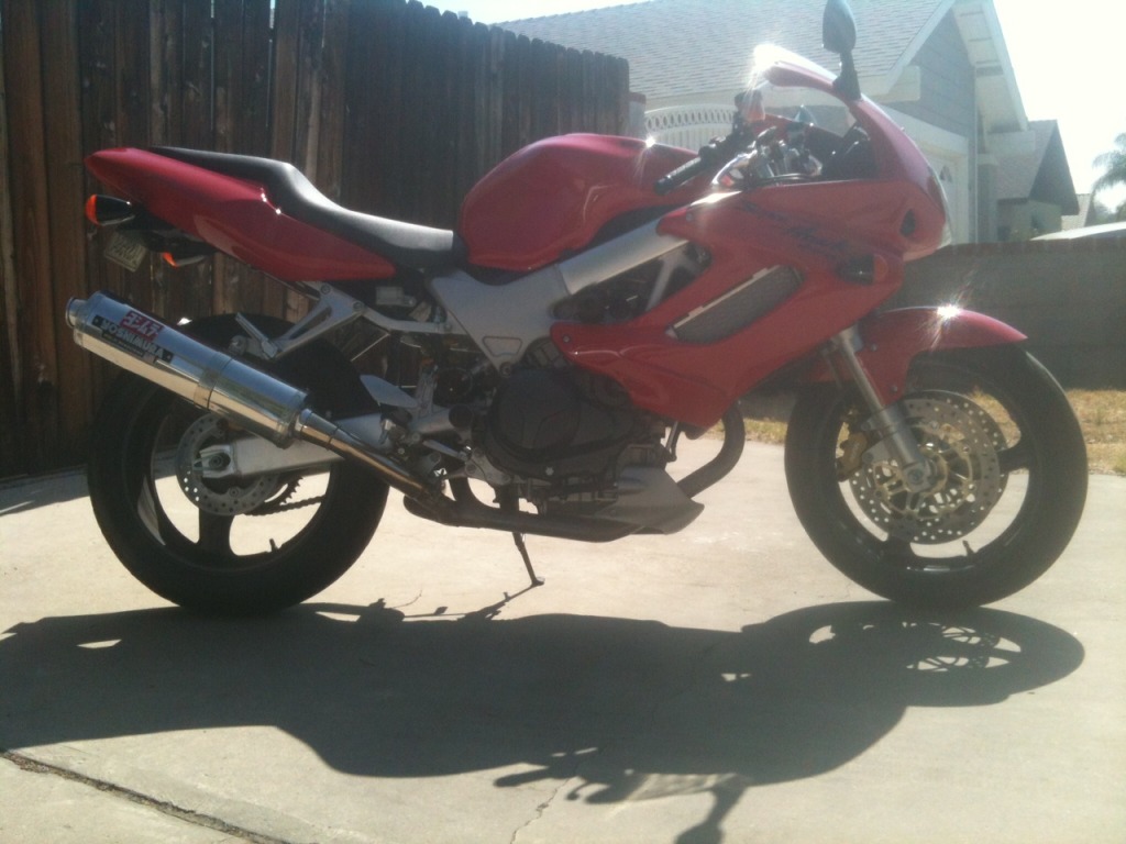 Name:  98VTR1000.jpg
Views: 86
Size:  144.9 KB