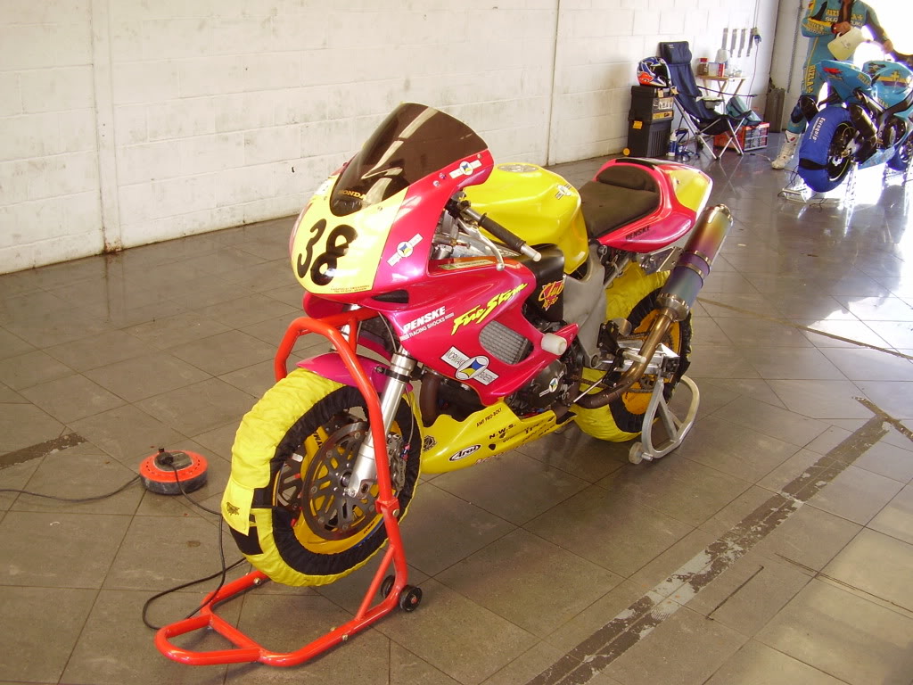 Name:  racebikestg2004.jpg
Views: 32
Size:  164.1 KB