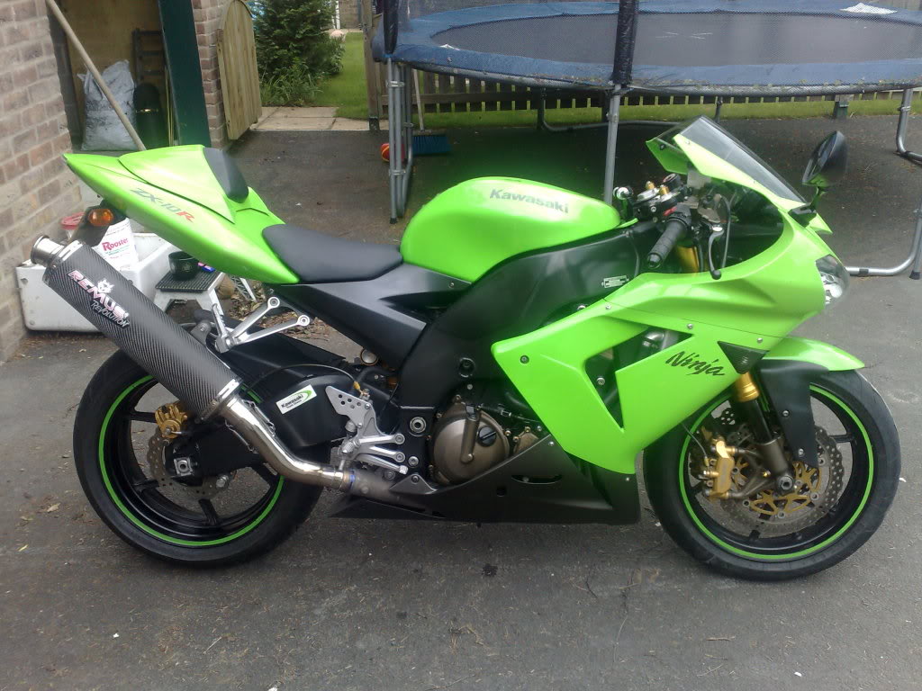Name:  zx10r1.jpg
Views: 66
Size:  167.2 KB