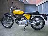 Custom furred out bike-norton-750commando-73-bikepics-510795.jpg