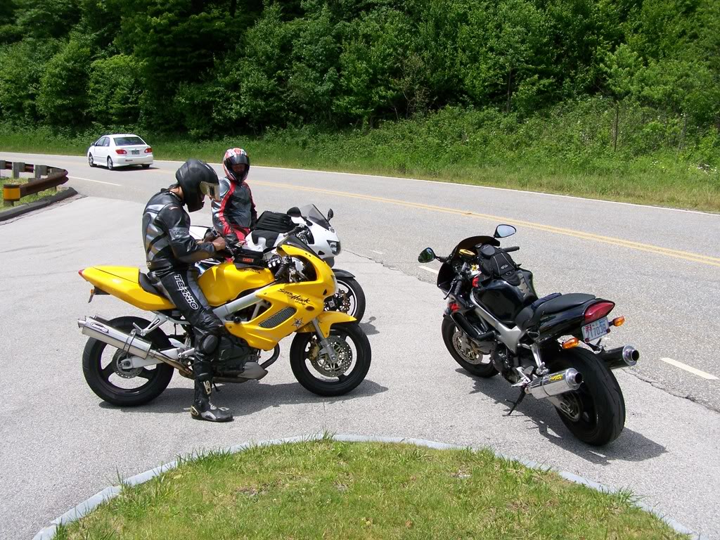 Name:  MotorcycleTripDealsGap073.jpg
Views: 15
Size:  257.4 KB
