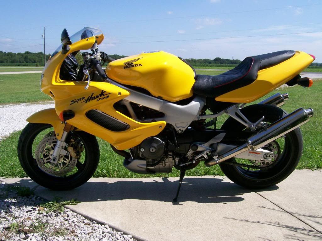 Name:  99HondaSuperHawk002.jpg
Views: 160
Size:  123.9 KB