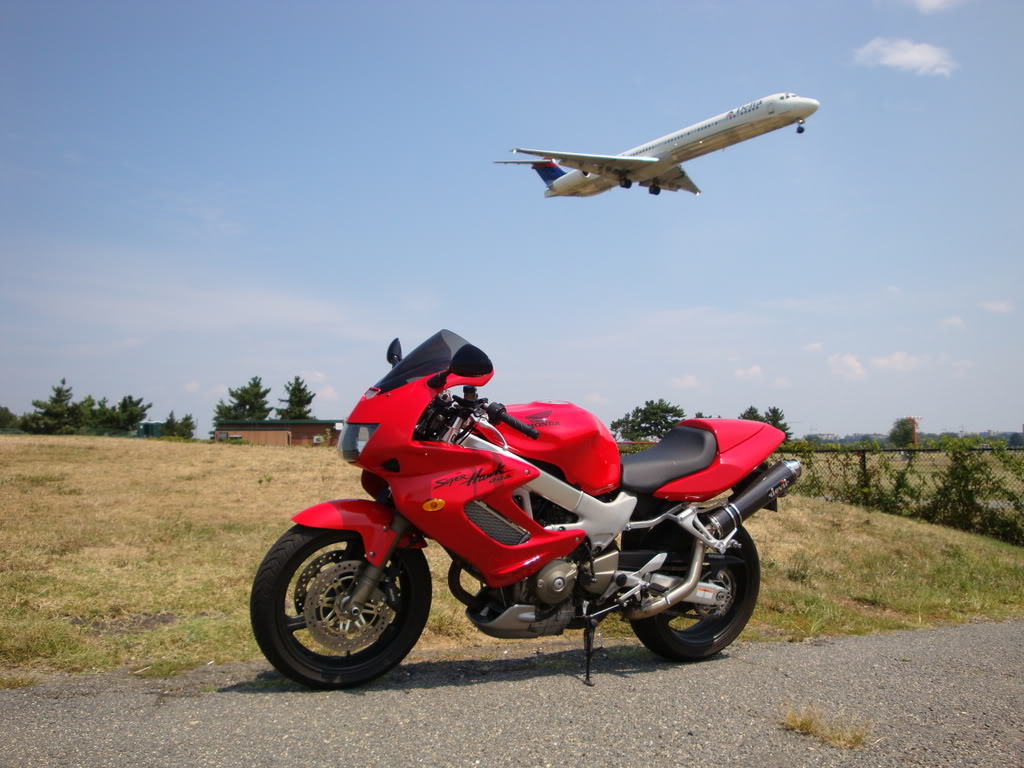 Name:  VTR011.jpg
Views: 147
Size:  128.6 KB