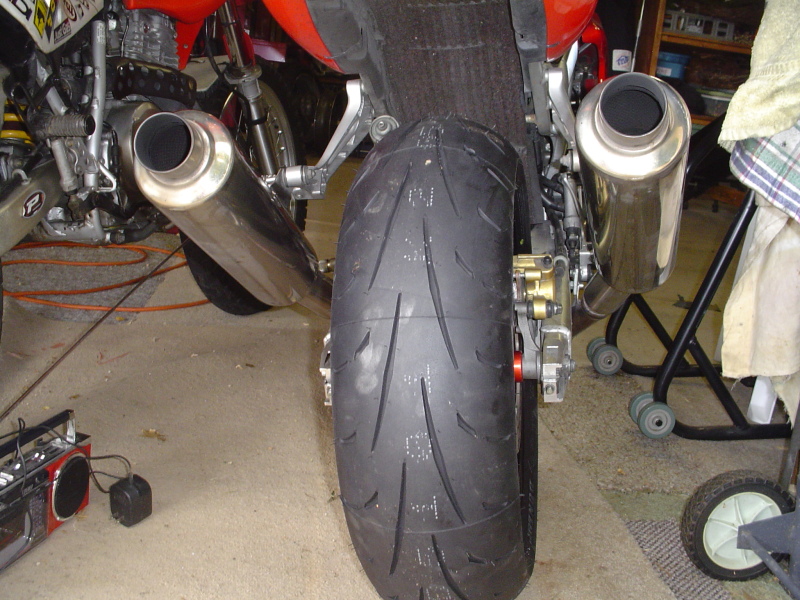 Name:  2005autocarNortonBlazegrandkids084-1.jpg
Views: 166
Size:  255.2 KB