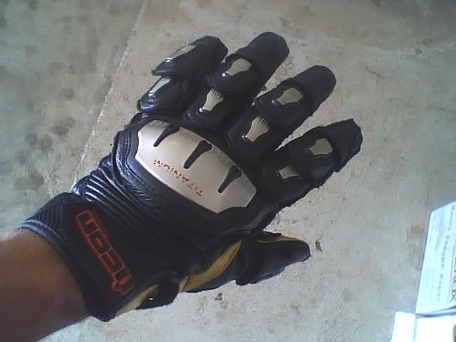 Name:  glove2.jpg
Views: 876
Size:  34.0 KB
