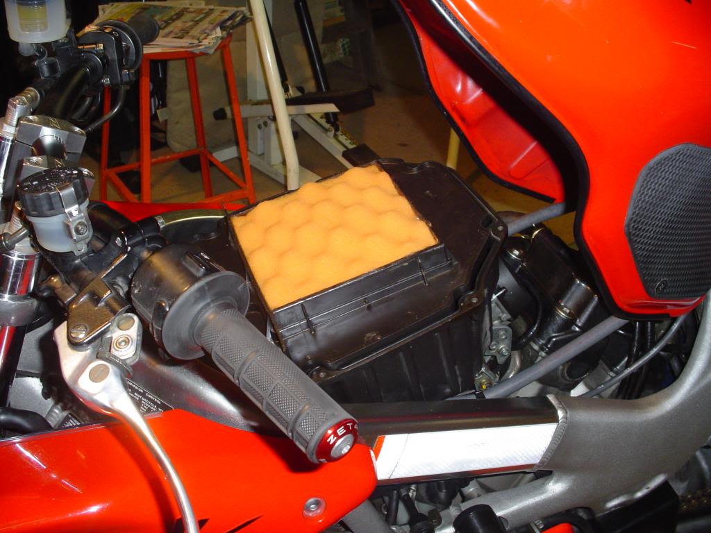 Name:  2005autocarNortonBlazegrandkids010-2.jpg
Views: 648
Size:  103.0 KB